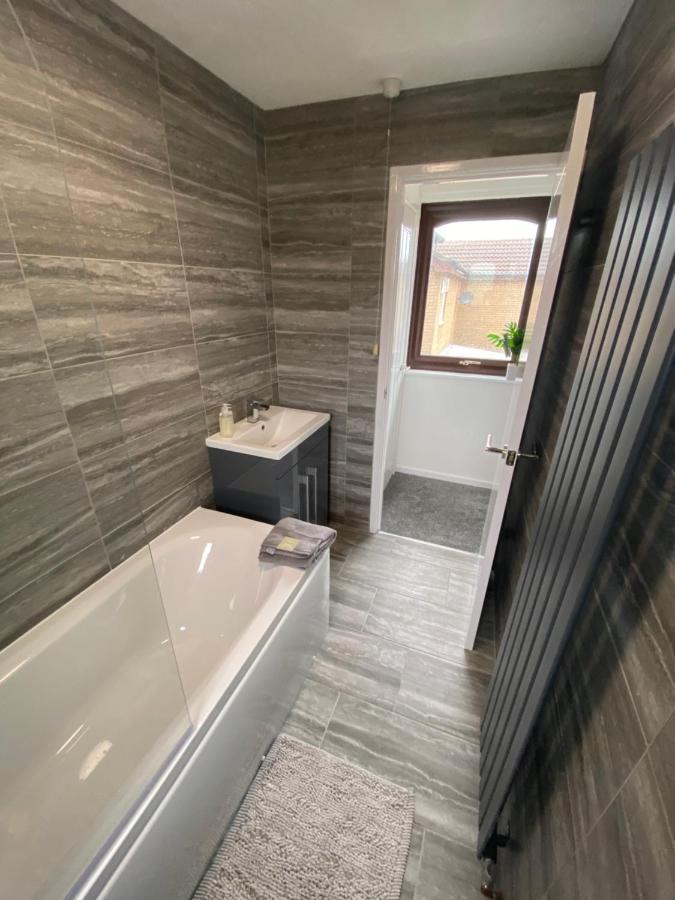 Newly Refurbished Beautiful Location 1 Bedroom Residential House Cramlington Exterior foto